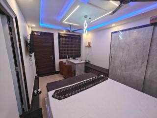 Hotel Budget Inn - 3