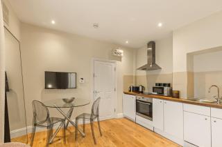 Lovely SelfContained Radiant Studio with Patio - 7