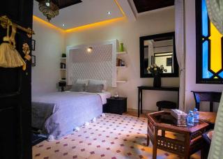 Riad Tala - 6