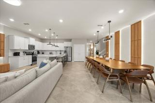 10 Bedrooms 8 Bathrooms Windsor Cay 15923Cc - 8