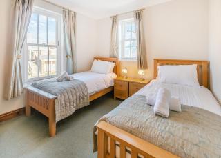 Green Acres Cottages - 8