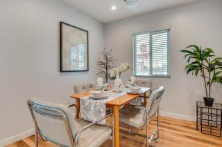 4 Mi to SoFi Stadium, Fenced Yard Modern Retreat! - 2
