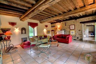 Lariboisiere - - 7