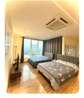 Setapak Central Mall Bathtub & Netflix - 0