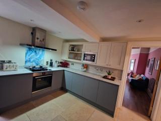 Whitchurch Clock Tower Apartment - 2