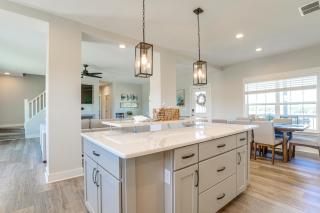 5 Mi to Lake Anna State Park Modern Family Home! - 4