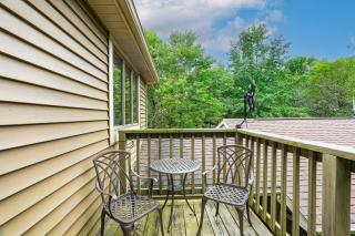 Wooded Retreat on 5 Acres 6 Mi to Edinboro Lake! - 8