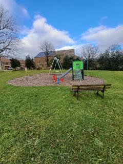 Le nid des Hirondelles avec borne de recharge - 6