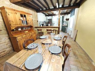 Le nid des Hirondelles avec borne de recharge - 0