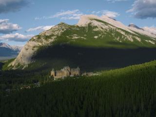 Fairmont Banff Springs - 8