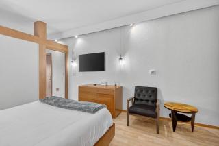 302A Village View | European Village - 3