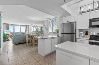 OceanFront Ground Floor Condo with Pool, Walk to Flagler - 6