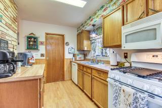10 Mi to Show Low Pinetop-Lakeside Family Cabin! - 1