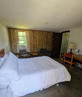 Cool City Motel - 3