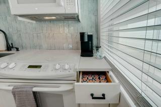 Spacious 1 Bedroom - Downtown - Renovated - 2