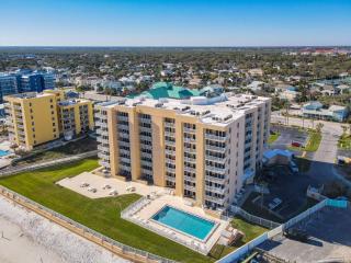 Oceania Beach Club - 0