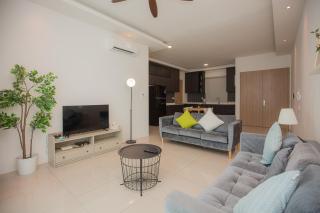 Seaview Vacation Home, 2mins Queensbay - 6