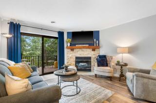 Blue Royale Retreat - Condo for 6 - 9