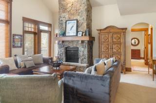 3Br Ski-in Ski-out-On Mountain-Lone Eagle 3053 condo - 8