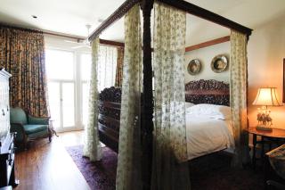 The Chaska House & Cottages - 1