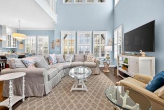 Oceanside Beach Cottage - 3