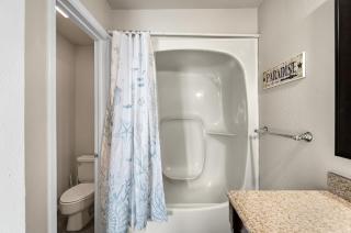Spinnaker 317 - WATERFRONT/BOAT SLIP! - 9