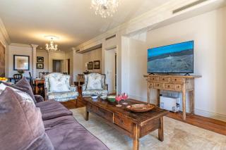 Royale 203 Green Point - Communal Pool, Location, View - 5