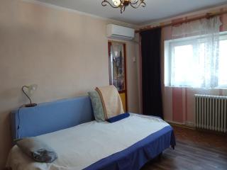 Budget-Friendly 2BR Apartment Near the Sea - Smart Layout for Privacy - 0