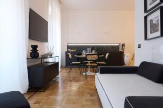 ComeCasa Sforza Chic Stay -10 Min Walk from DUOMO - Milão - 9