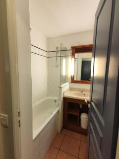 Ravissant Appartement 32m2 dans les pins, Golf de Lacanau-océan, accès piscine et piste cyclable, parking gratuit - 6