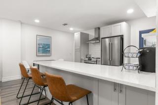 NEW SoHo Home - Perfect Space for Families - 6