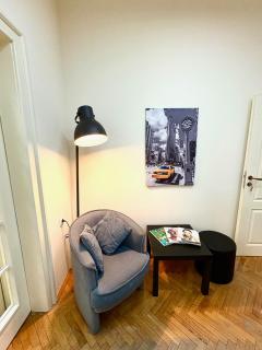 Central spacious 3BD 2BA apartment - 8