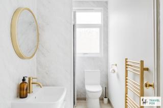 Alice's Central Stay: Parking + Close to the Motor Point Arena - 5