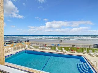 OceanFront Condo - Beach, Pool, Steps to Flagler Ave - 1
