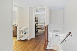 Walk to Beach, Pool & Flagler! Relaxed Condo with Balcony & Full Kitchen - 2