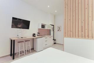 LES BULLES DE MONA - Lola - Spa - Clim - Lyon - 7