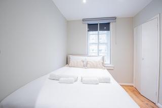 Stylish 1BR Apartment by Covent Garden - 9
