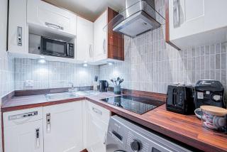 Stylish 1BR Apartment by Covent Garden - 4