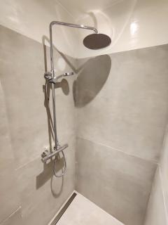 JP Room 1 - fælles køkken og bad - 6