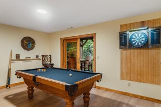 Black Bear Ridge - Beautiful Log Cabin with View - 2