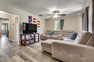 Steps to Playground Family Home in Douglasville! - 0
