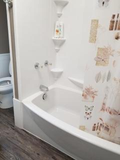 Gray Goose - Close to Falls & Casino - 3