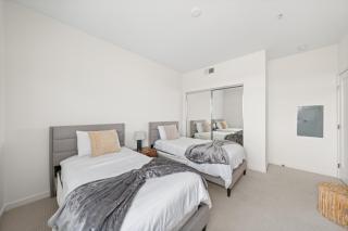 The Iris-Modern 3BD in the Heart of Marina del Rey-Pool,Gym,Jacuzzi-Near LAX - 8