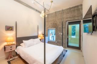 Hotel Narcissus - Room 1 - 7