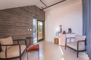 Hotel Narcissus - Room 2 - 4