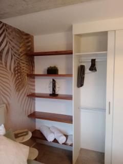 Romantic studio with parking and AC zone 10 - 5