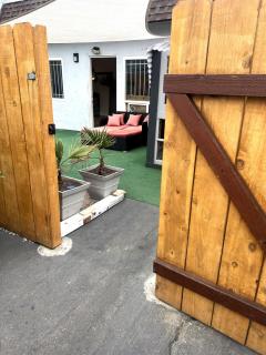 OB Getaway Fenced Yard, Walk to Beach & Cafes - 8