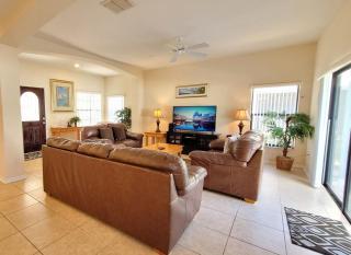 High Grove Home #213643 - 8
