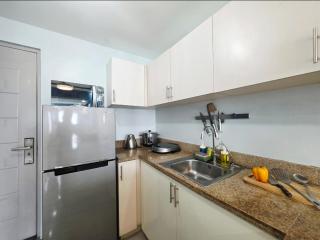 2 Bedroom Grass Residences QC T1A - 4