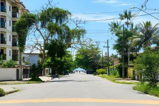CHARMOSO seu apto a apenas 300 mts da rua mais turistica de ubatuba - 1